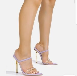 NWT Cape Robbin Lavender Heels with Gold Accents Size 8